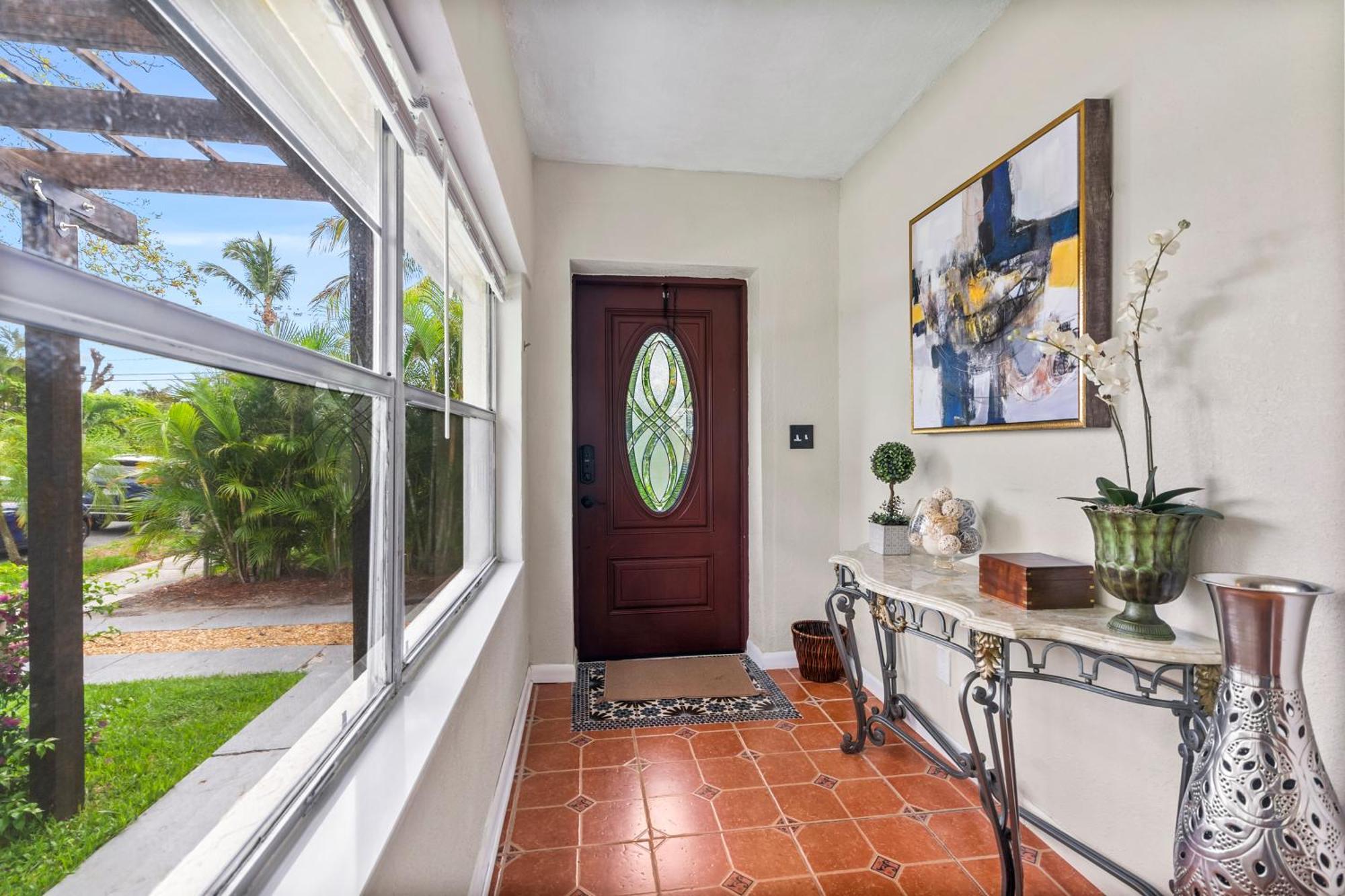 Chic Downtown Vacation Home And Guest Home West Palm Beach Bagian luar foto