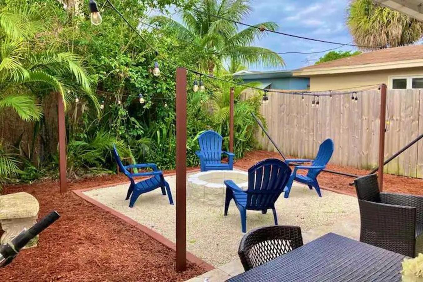 Chic Downtown Vacation Home And Guest Home West Palm Beach Bagian luar foto