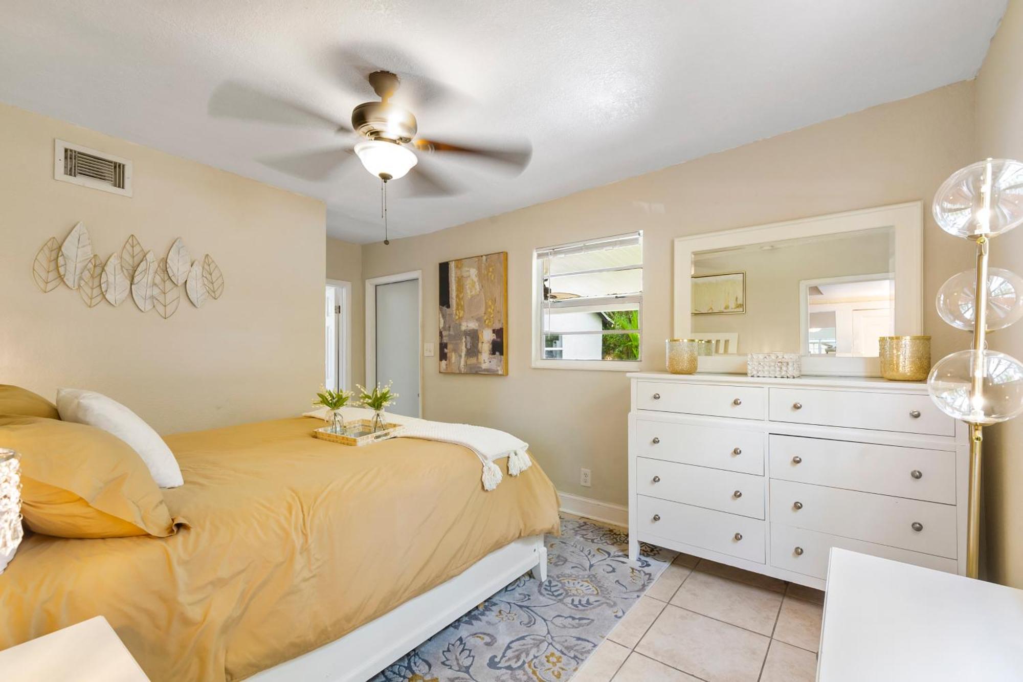 Chic Downtown Vacation Home And Guest Home West Palm Beach Bagian luar foto